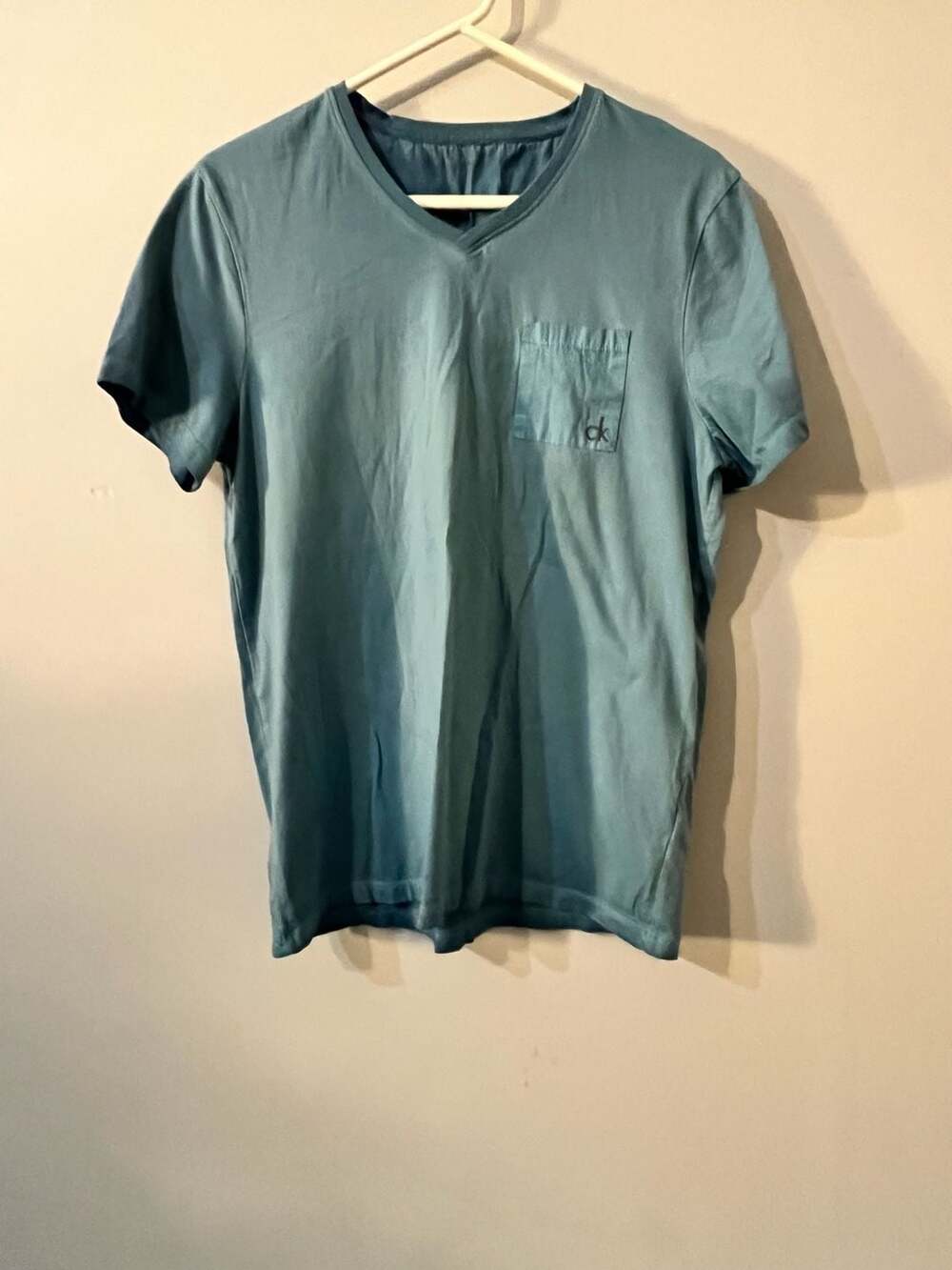 Calvin Klein Jeans Blue V-Neck Pocket T-Shirt 003-107